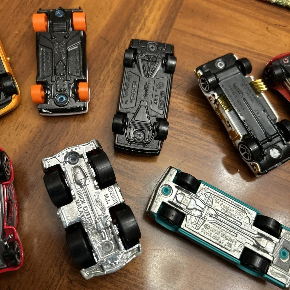 Lot 10 Vintage Hot‎ Wheels Metal Plastic Cars GTO Roger Dodger